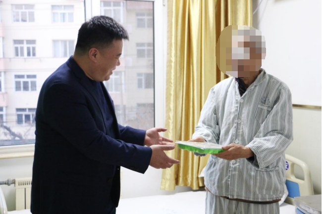 冬至佳節 情暖人心 | 青島華廈眼科“暖心餃子”進病房，讓醫療服務更有“溫度”